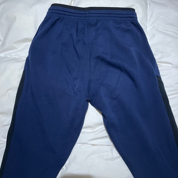 Nike fleece joggers - Picture 3 of 4